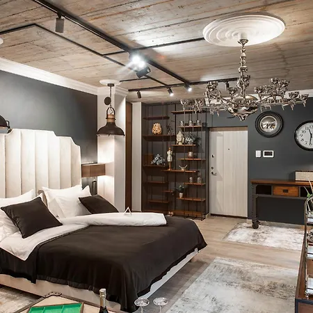 Barber Apartment *